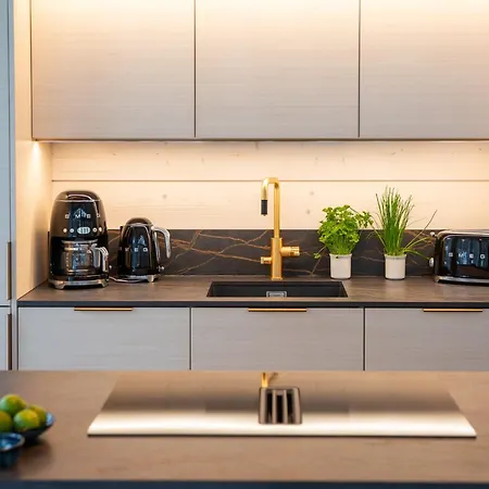 North - Skadi * Yllas